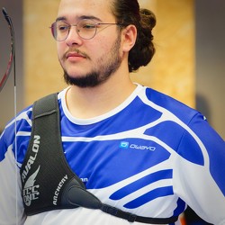 2026-03-01 Indoor Ours Blancs